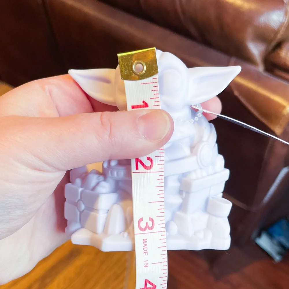 Star Wars Design a Vinyl Grogu/Baby Yoda - Figurine with Three Markers - NWT - Picture 9 of 11